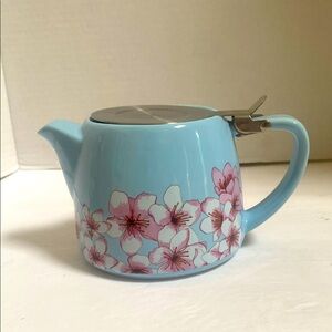 New Small Floral Cherry Blossoms Blue Teapot with removable Infuser